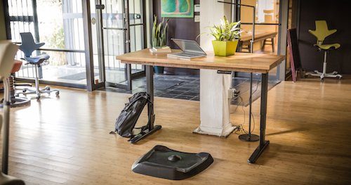 Ergodriven Topo by | The Not-Flat Standing Desk Anti-Fatigue Mat with Calculated